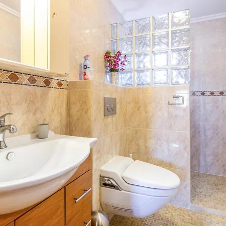 Amazing In With Wifi Holiday home *